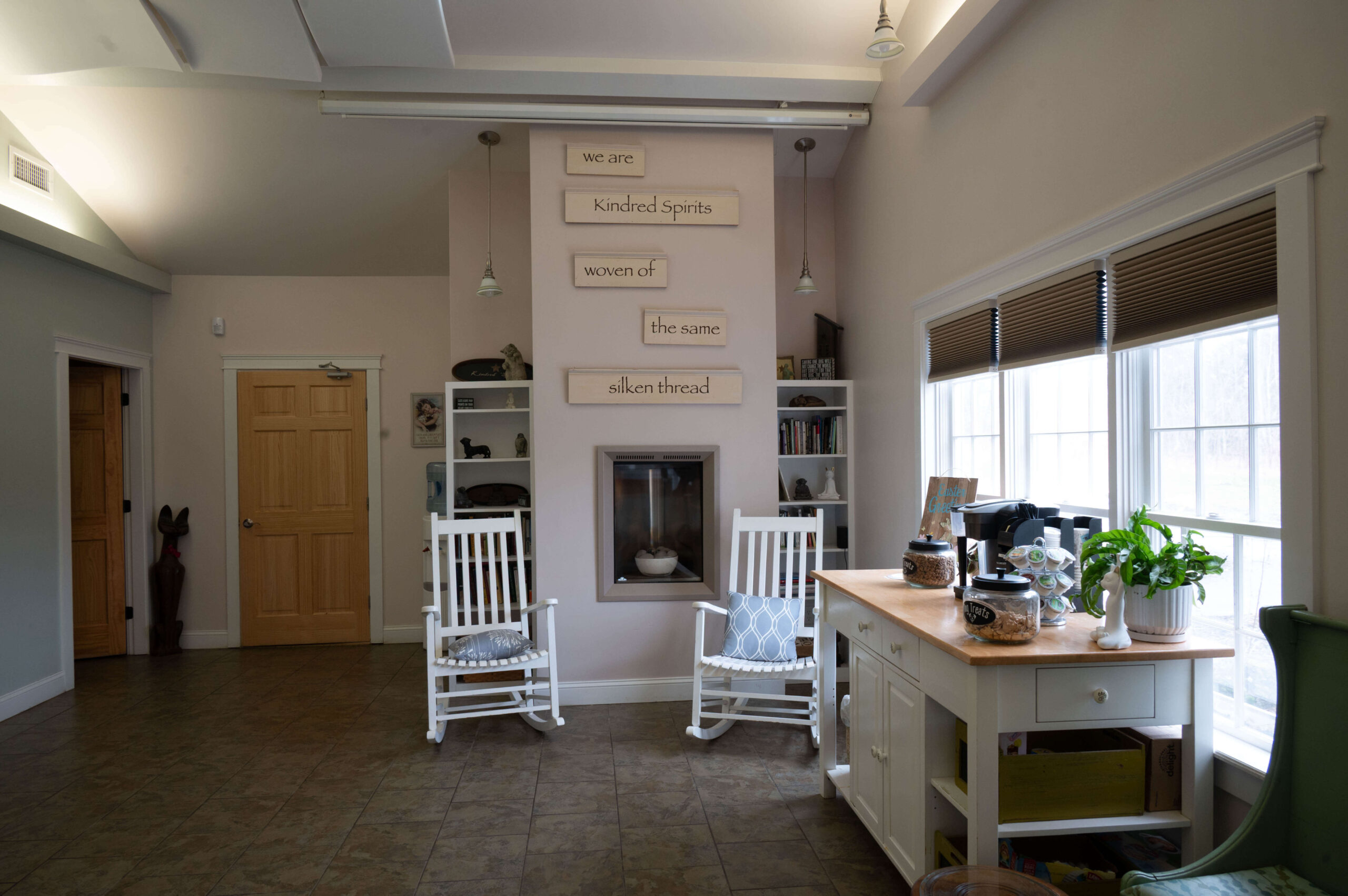 Lobby 1 Kindred Spirits Veterinary Clinic Lobby